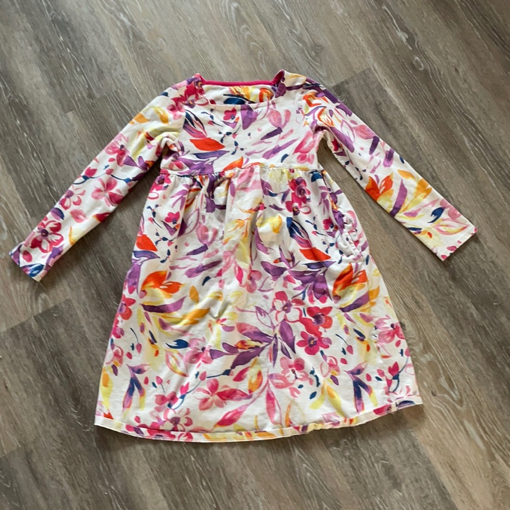 Land’s End girl’s dress size 7-8